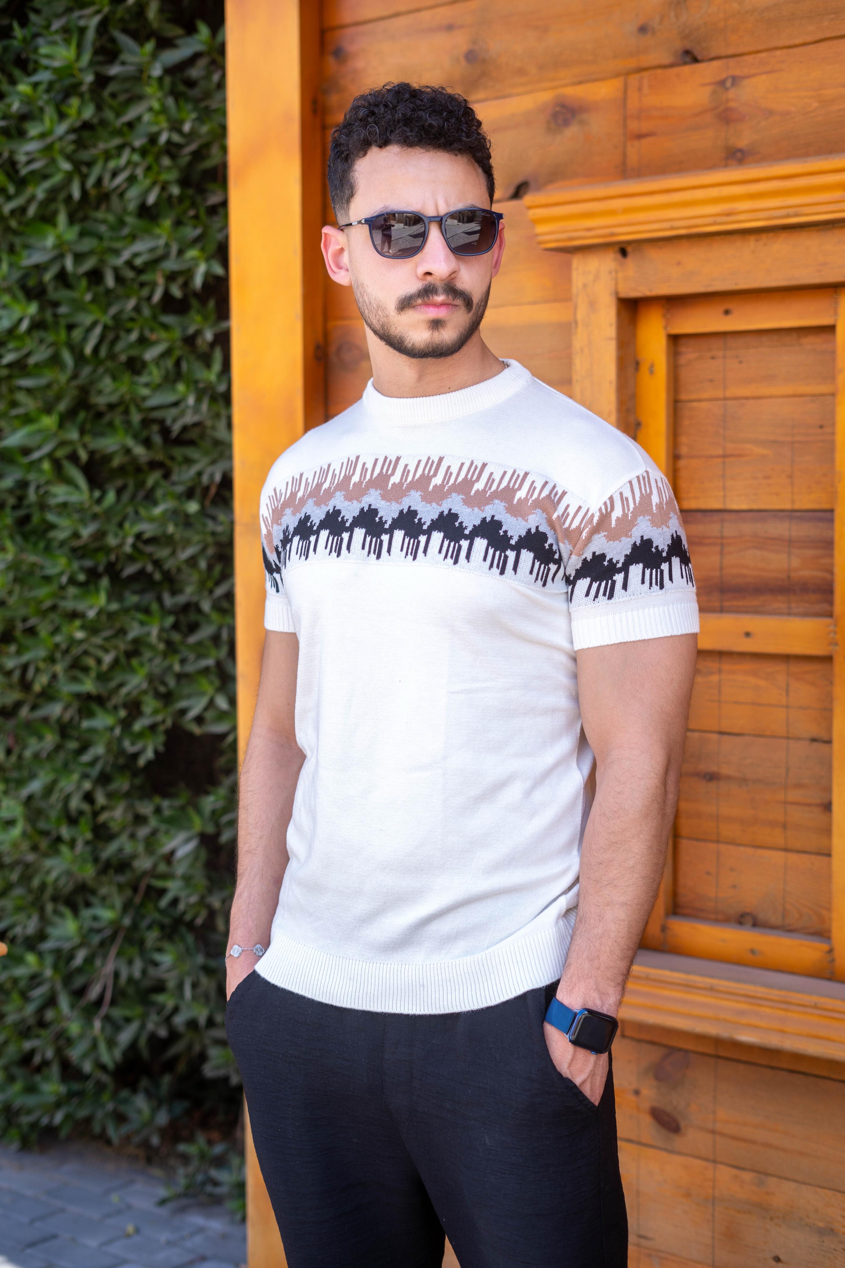 تيشرت جاكار